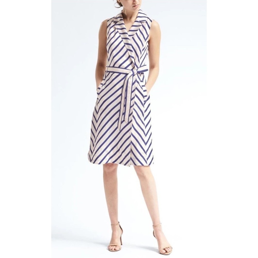 Banana Republic Stripe‎ Trench Wrap Dress, Blue Stripes SIZE 12 Nautical